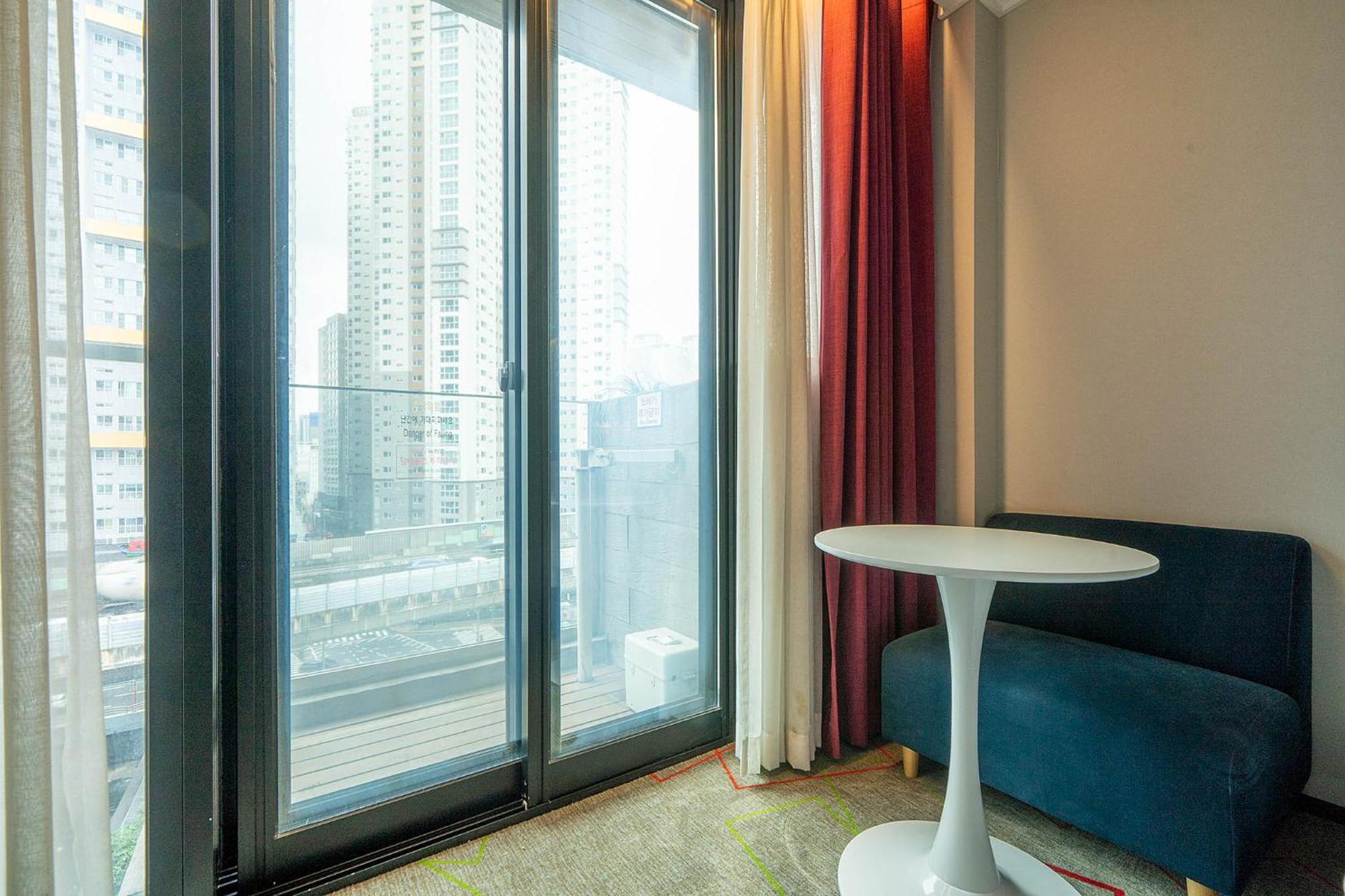 South Vandeco Hotel Busan Bagian luar foto