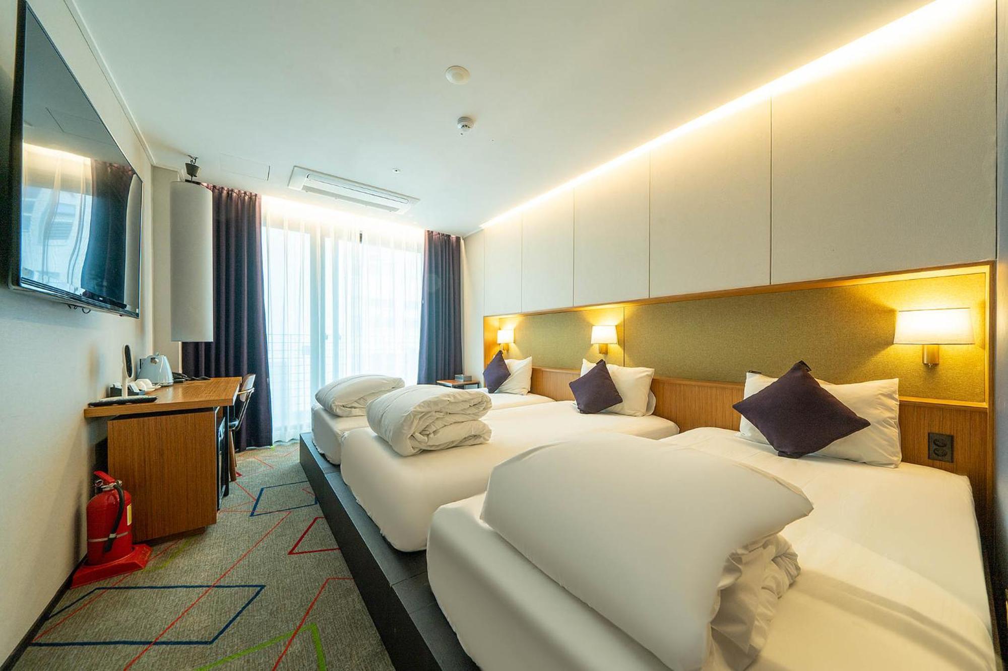 South Vandeco Hotel Busan Bagian luar foto