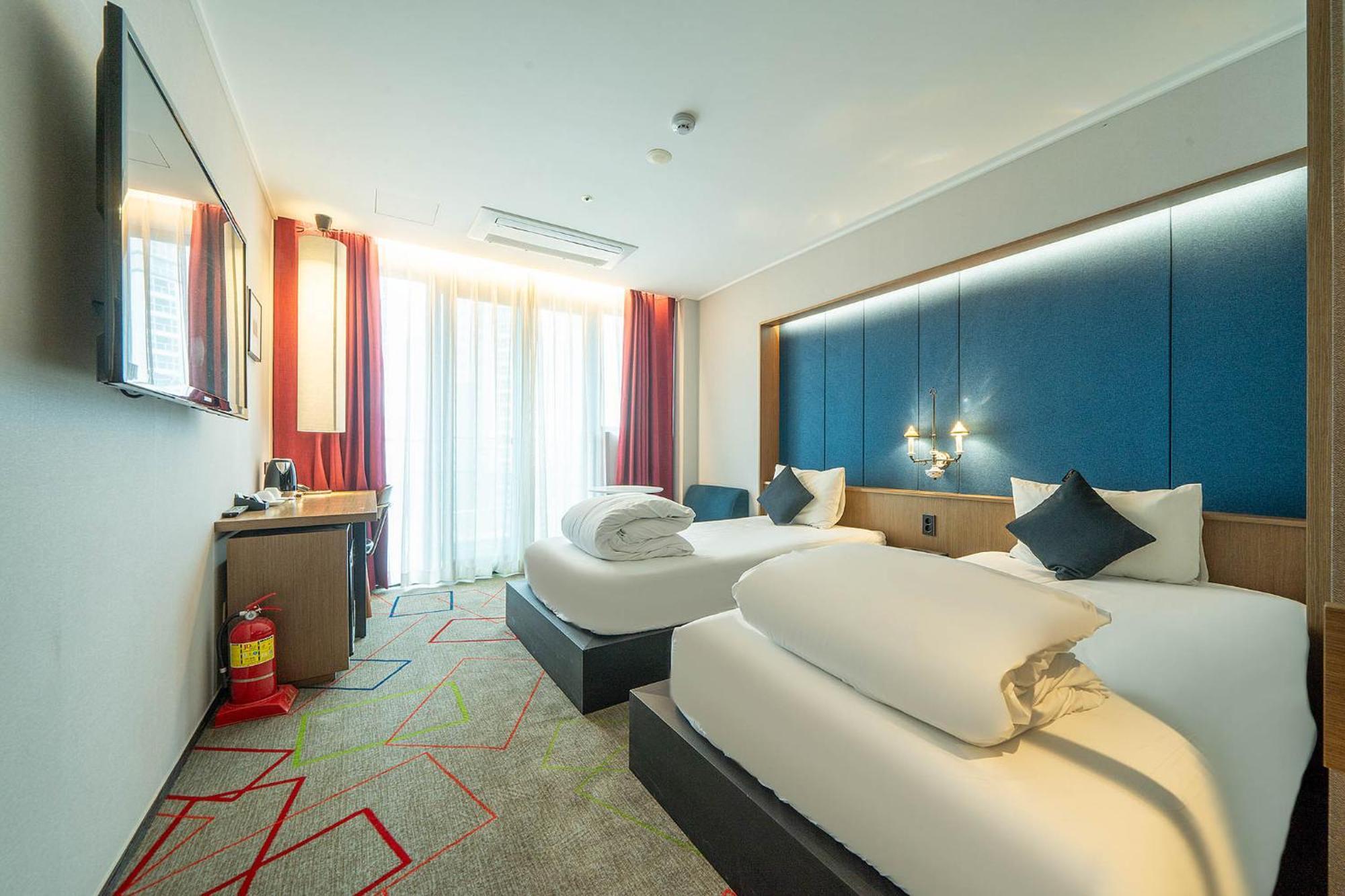 South Vandeco Hotel Busan Bagian luar foto