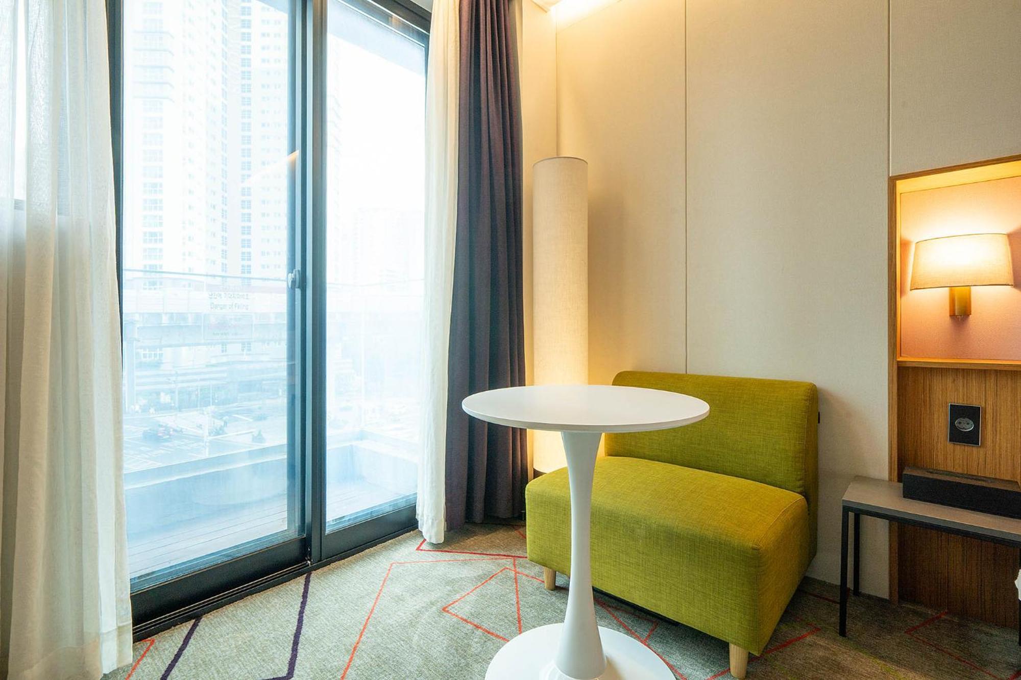 South Vandeco Hotel Busan Bagian luar foto